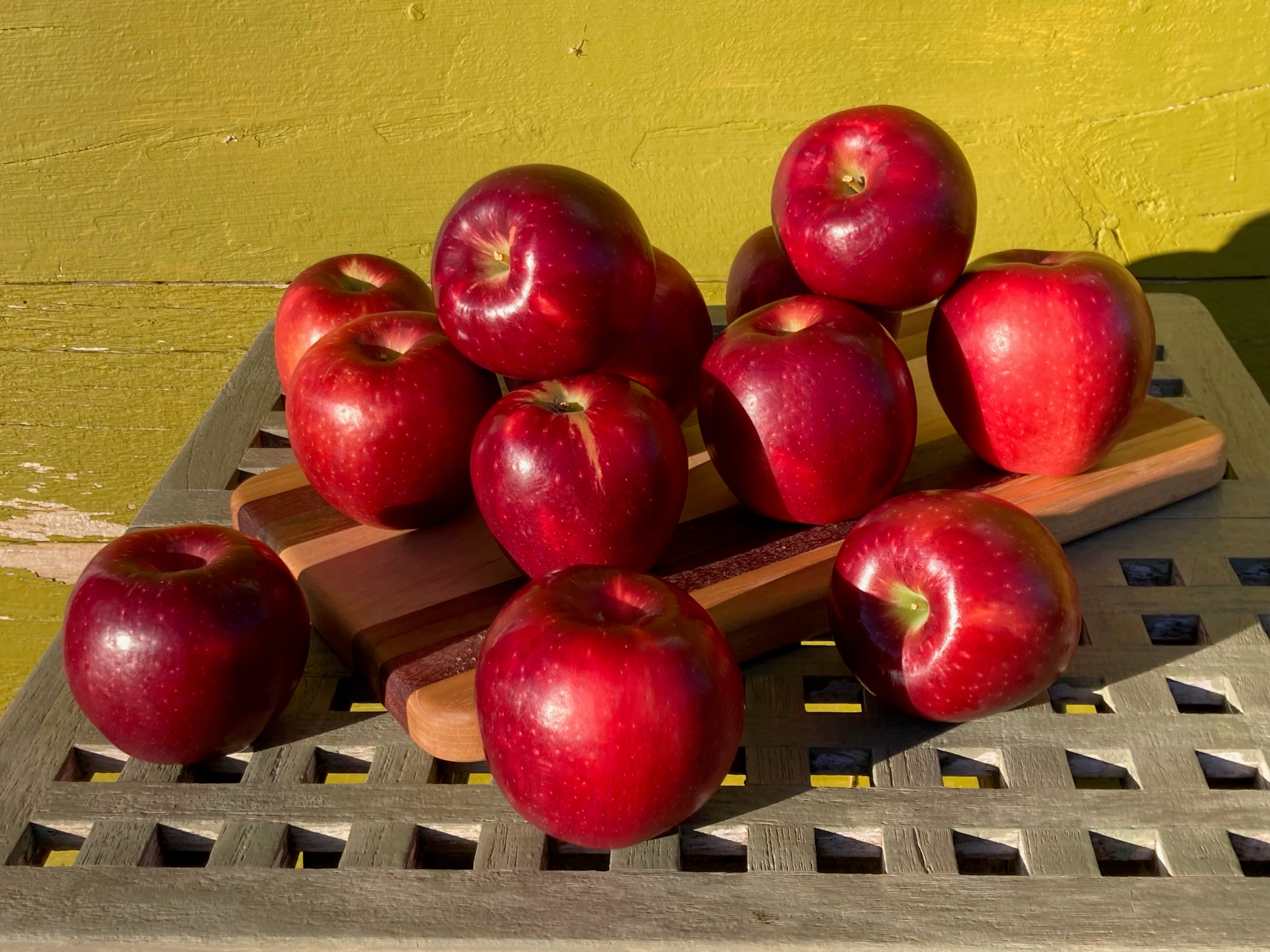 Organic Cosmic Crisp Apples